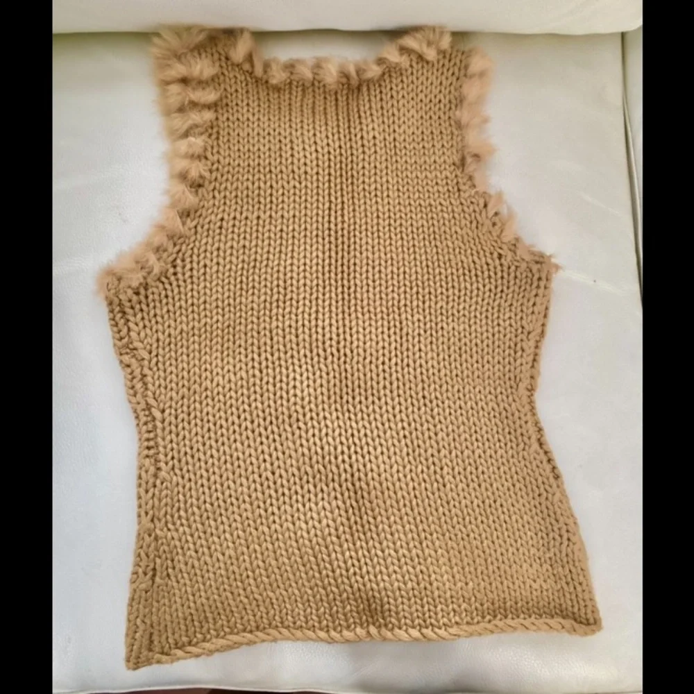 ♣️ GI and JO KNIT TANK ♠️ - Picture 2 of 4